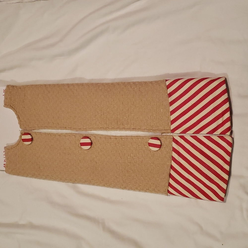 Christmas Tree Skirt Beige with Red & White Stripes 48" Round NEW